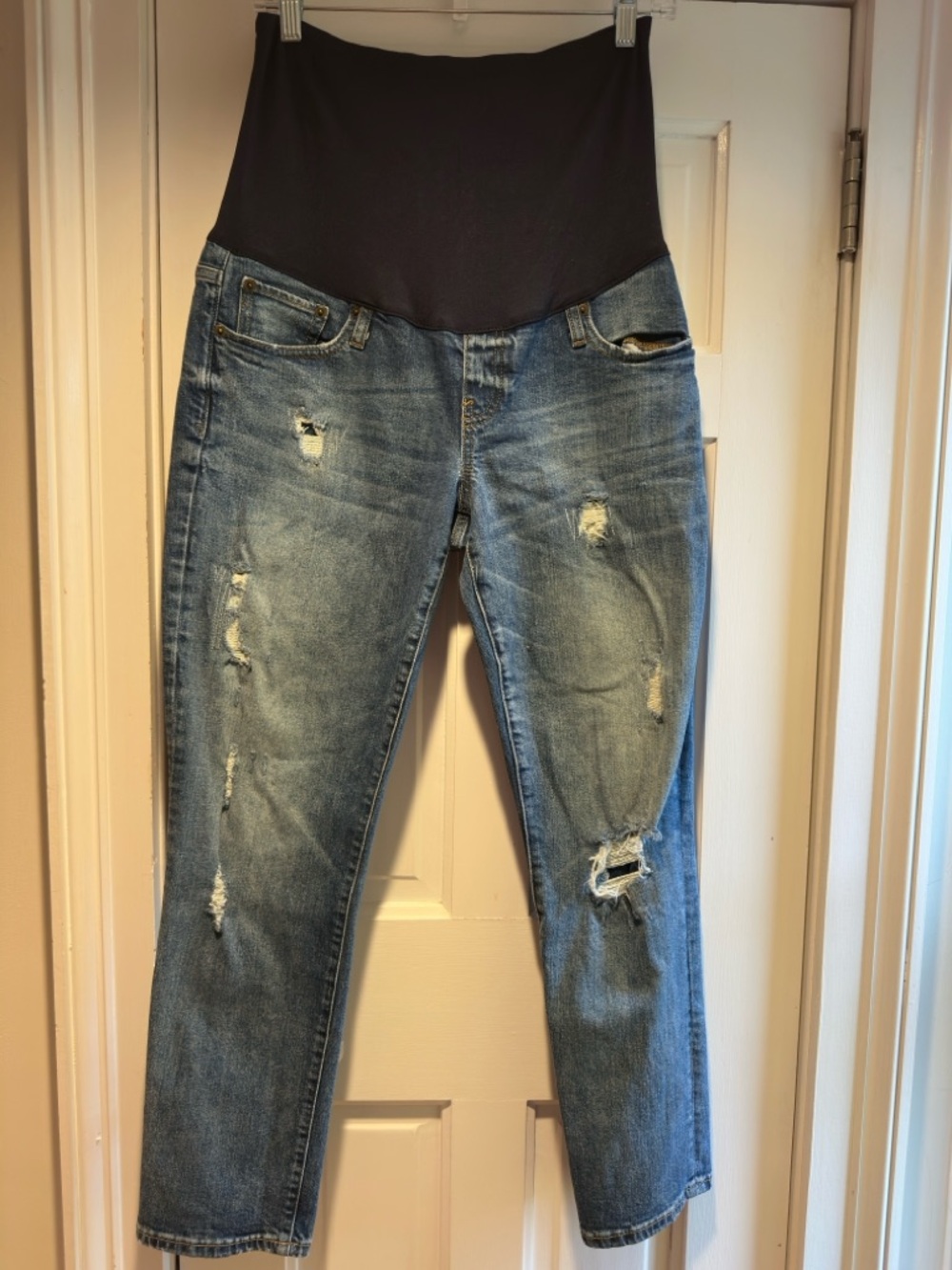 Gap 1969 Best Girlfriend Maternity Jeans